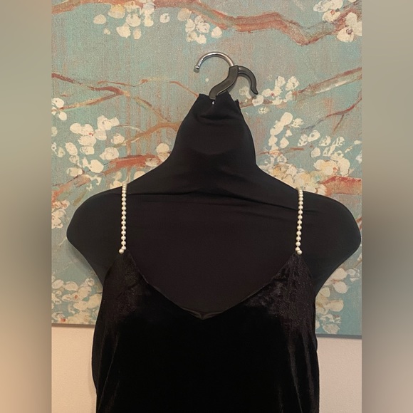 💃🏽➕NWT Sam Edelman Pearl Beaded Strap Velvet Midi Dress. Color: Black. Size 14. - Picture 9 of 10